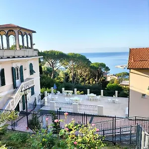  Bed and breakfast Oasi Regina Pacis