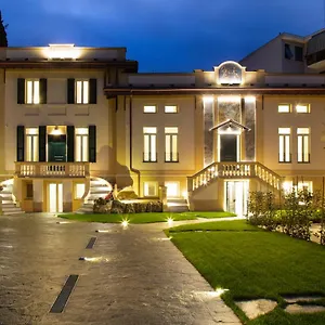 3* Pensión 1900